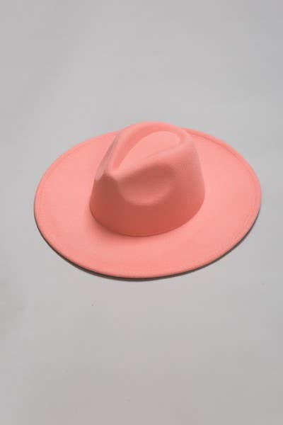 A VINTAGE PLAIN FEDORA HAT