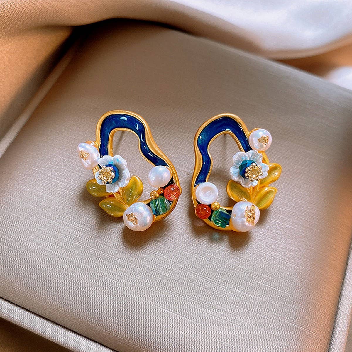 Oil Drop Flower Fresh Water Pearl Earrings